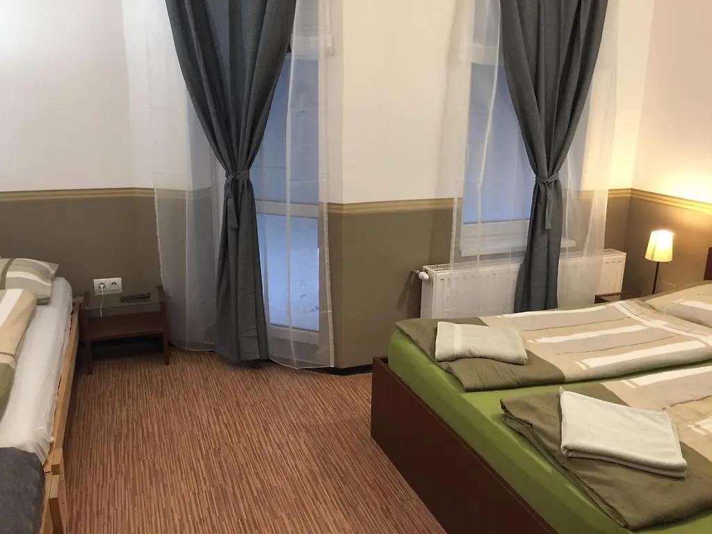 Elvis Guesthouse Budapešť Penzion