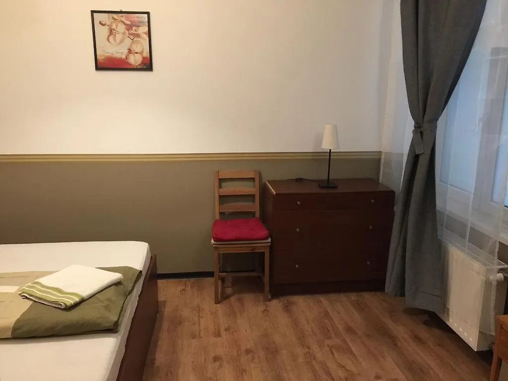 Elvis Guesthouse Budapest Guest house